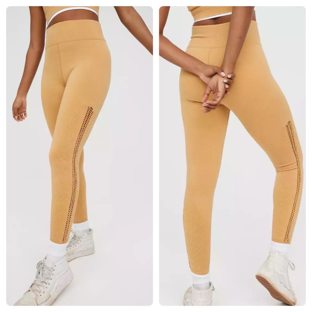 NEW OFFLINE Seamless Macrame High Waisted 7/8 Legging